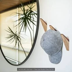 LINE+ARC The Wall Hook (Set Of 3, Amber). Solid Olive Wood & Acrylic Resin. Mid-Century Modern, Minimalist, Scandinavian, Decorative Entryway For Coat Hat Towel. Fasteners Included. 25lb Weight Limit -GENERIC Shop 51jnMmiDK0L