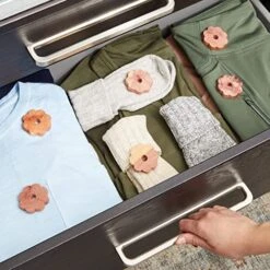 Juvale 36-Pack Cedar Rings For Plastic Or Wire Hangers, Natural Cedar Wood Blocks For Closets, Cabinets, Drawers, Shoes, Clothes Storage Freshener, DIY Crafts (2x2 In) -GENERIC Shop 51zo12qRf7L